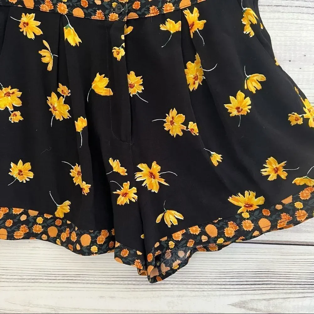 TOPSHOP Black & Yellow Floral High Waisted Shorts Size 4